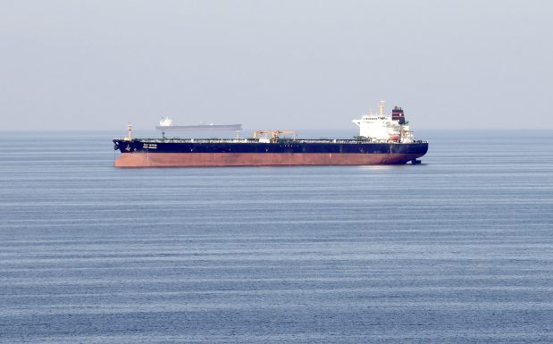 Traders suspend shipments via Hormuz